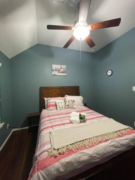 Spacious Conroe Around 4 Miles To The Montgomery
